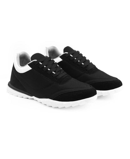 Men's Casual Shoes - Black & White